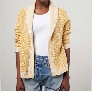 THE GREAT. Yellow and Cream Houndstooth Open Cardigan